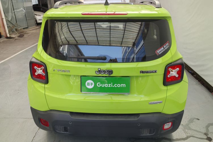 Jeep 自由侠 2017款  180T 自动劲能版车身外观6012