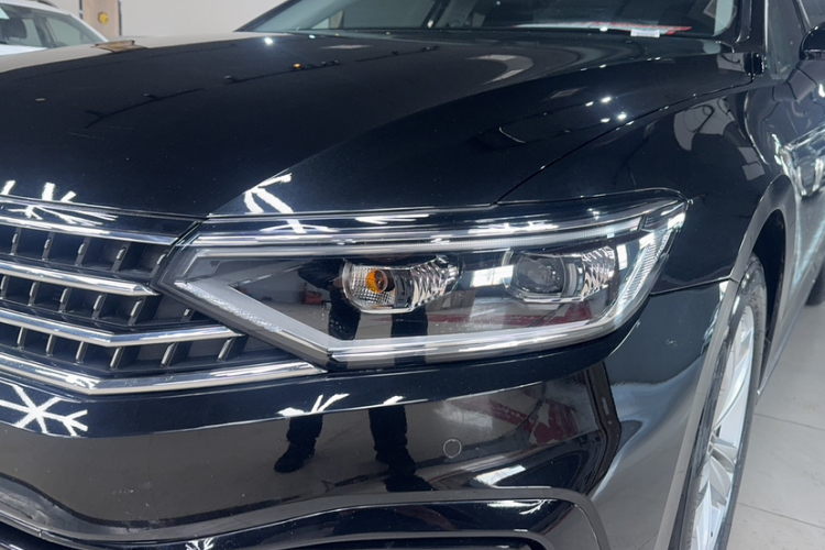 大众 迈腾 2025款 众享款 280TSI DSG舒适型车身外观6005