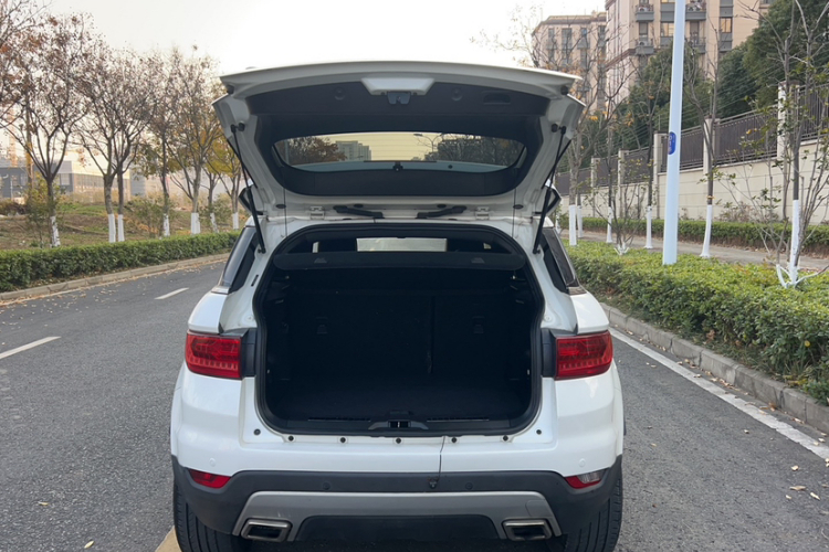 陆风X7 2015款 2.0T 全景旗舰版局部细节23