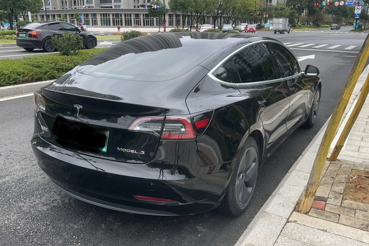 特斯拉 Model 3 2020款 改款 标准续航后驱升级版车身外观6001