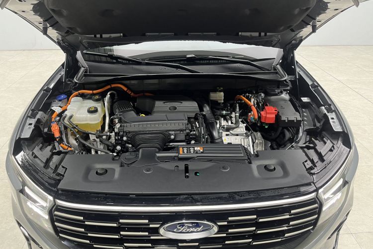 福特 2025款 锐界L 2.0T EcoBoost E混动四驱七座至尊型车身外观6008