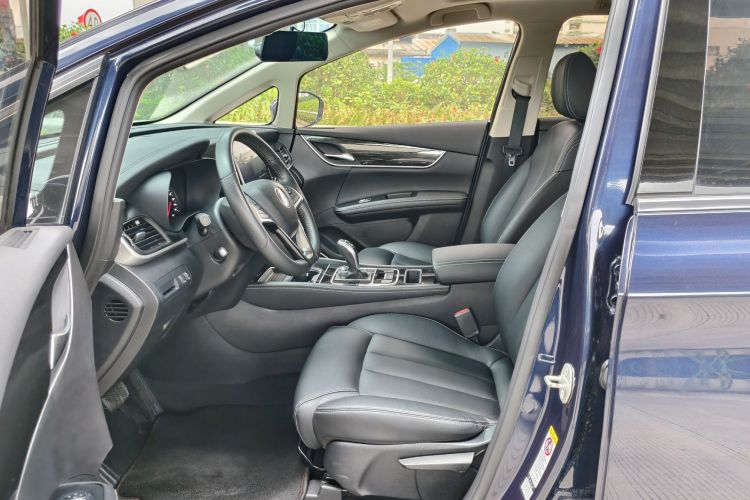 比亚迪 宋MAX 2019款 1.5T 自动智联睿逸天窗型 7座 国VI中控内饰7002