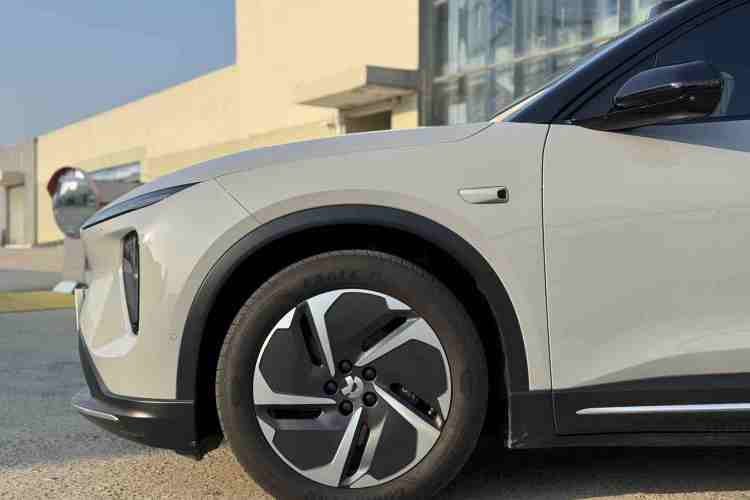 蔚来ES6 2024款 75kWh车身外观6005