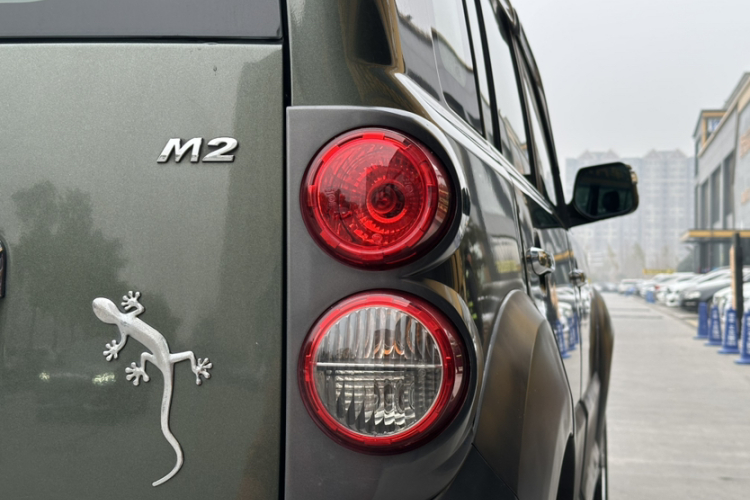 长城M2 2014款 1.5L 手动都市版车身外观6003