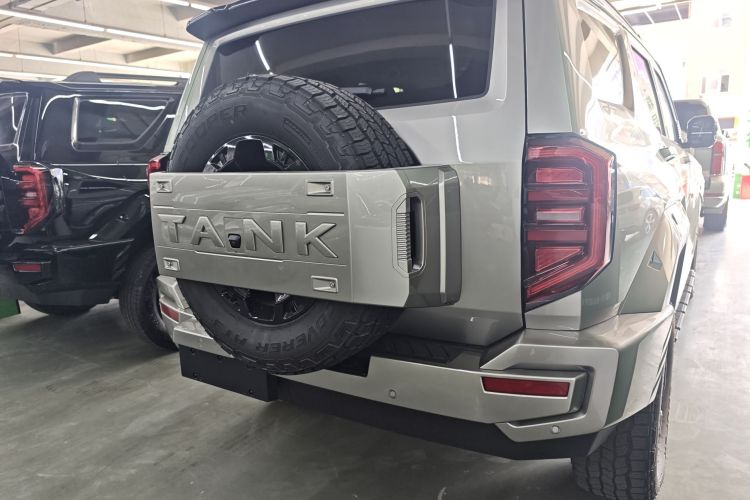 坦克400 2025款 2.4T 柴油版车身外观6005