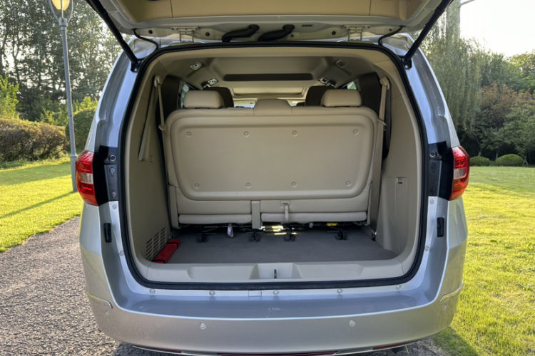 别克GL8 2018款 28T 豪华型 国VI中控内饰7004