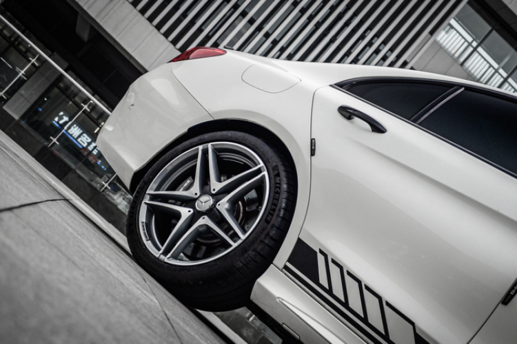 奔驰C级AMG 2017款 AMG C 63车身外观6002