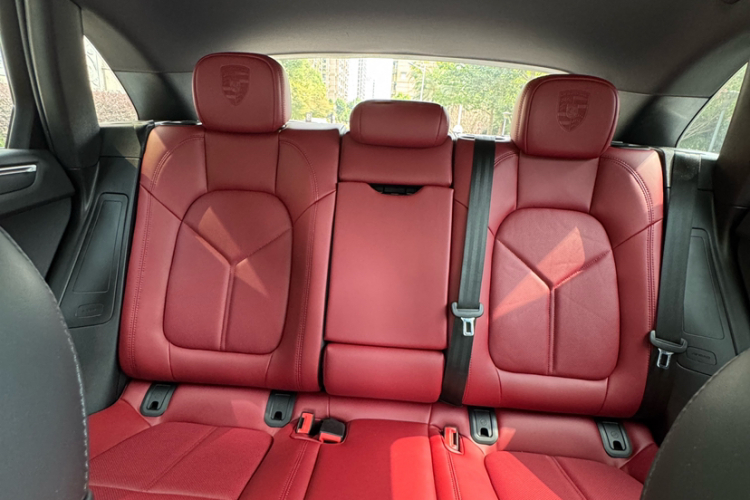 保时捷 2017款  Macan 2.0T中控内饰7008