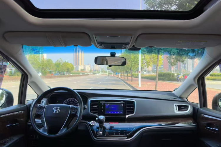 本田 奥德赛 2015款 改款 2.4L 智享版车身外观6001