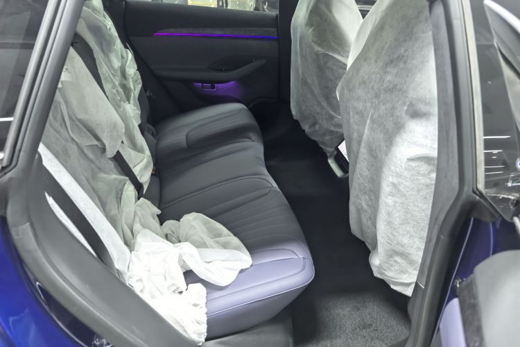 极越07 2024款 标准版中控内饰7006