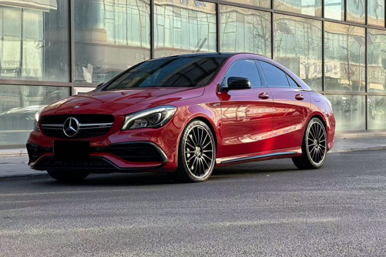 奔驰CLA AMG 2017款 改款 AMG CLA 45 4MATIC车身外观1