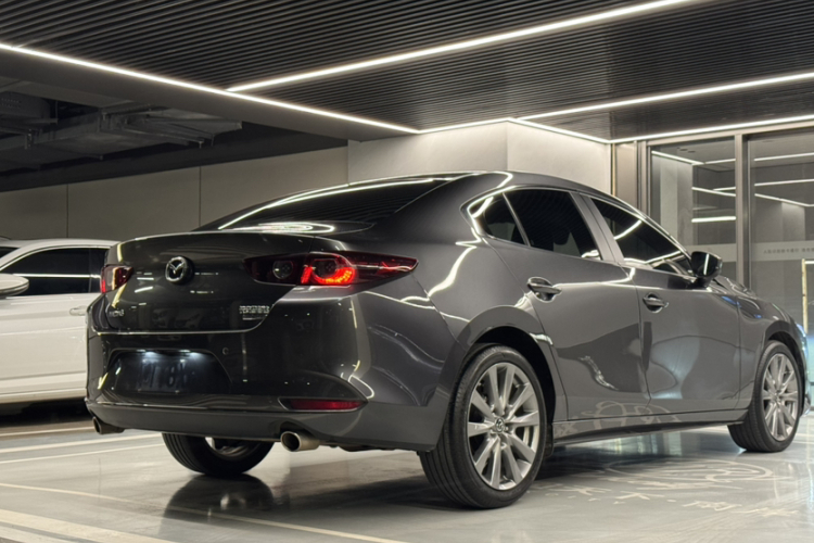 马自达3 昂克赛拉 2023款 2.0L 自动质炫版车身外观6001