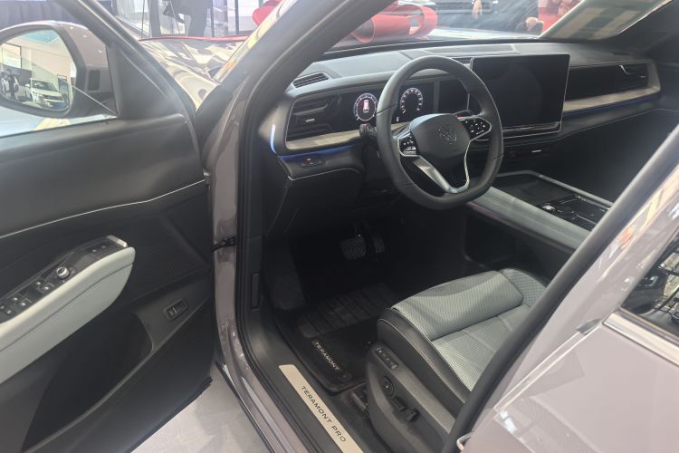 大众 2025款 途昂 Pro 450TSI 四驱纵横版中控内饰7002