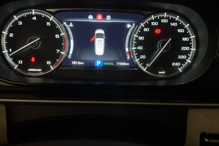 广汽传祺 传祺M6 2019款 270T DCT精英版（七座）国VI中控内饰15