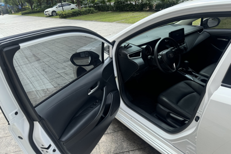 丰田 卡罗拉 2022款 1.2T S-CVT先锋PLUS版中控内饰7003