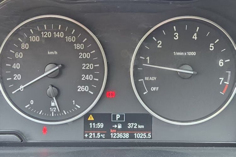 宝马1系(进口) 2013款 改款 116i 领先型中控内饰15