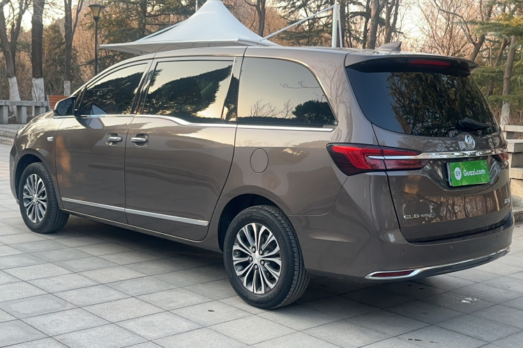 别克GL8 2022款 陆上公务舱 652T 豪华型车身外观6005