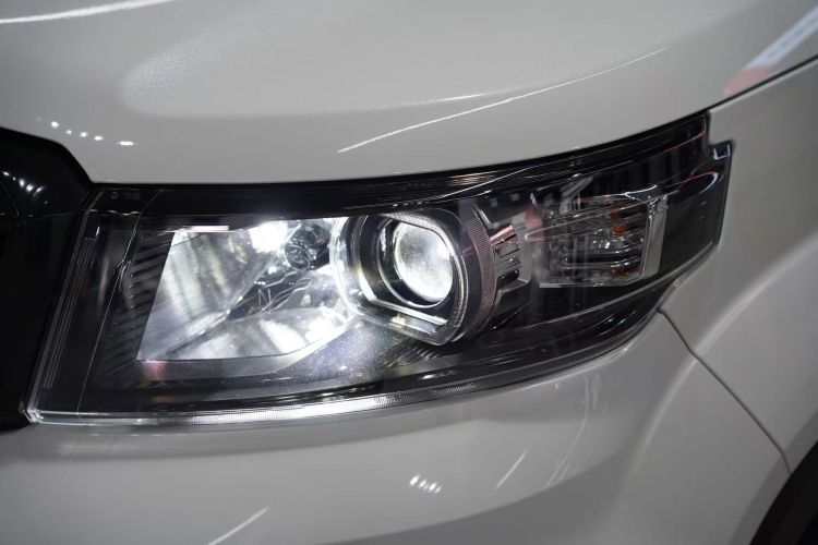 长安欧尚X70A 2019款 1.5L 手动经典型 国VI车身外观6010