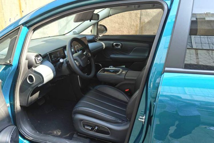 埃安 AION UT 2025款 420智豪版局部细节19