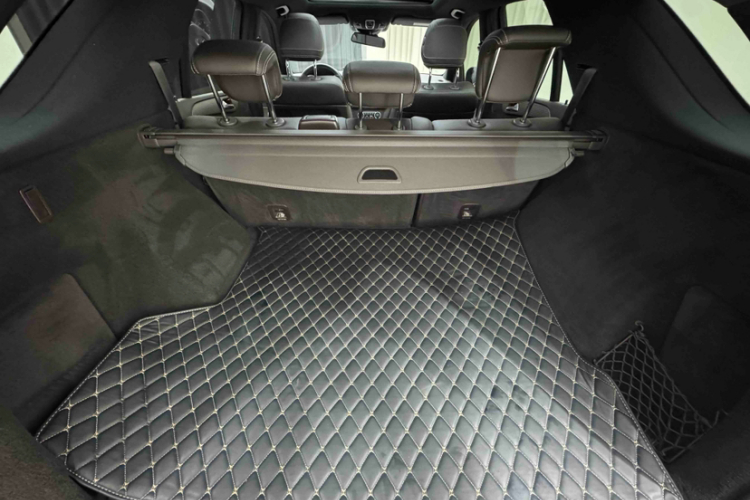 奔驰GLE 2019款 GLE 320 4MATIC 动感型臻藏版局部细节9003