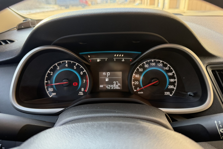 雪佛兰 科沃兹 2019款 320 自动欣享天窗版中控内饰15