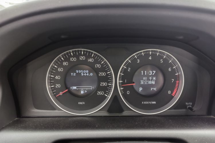 沃尔沃XC60(进口) 2013款 T5 舒适版中控内饰15