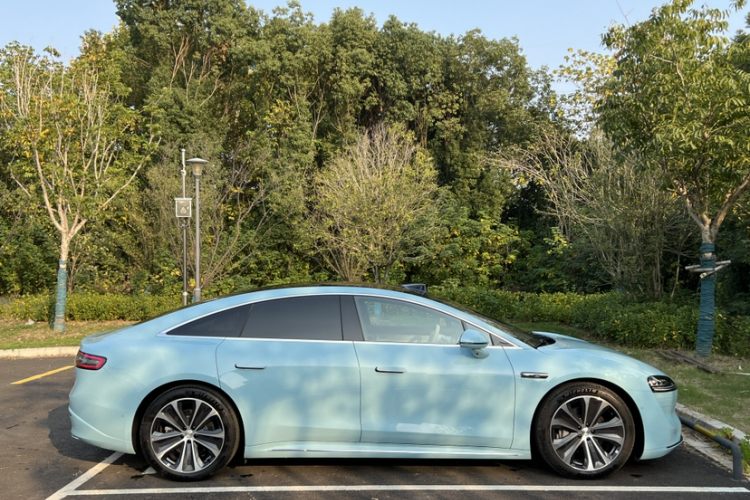 鸿蒙智行 智界S7 2025款 705km Max车身外观6002