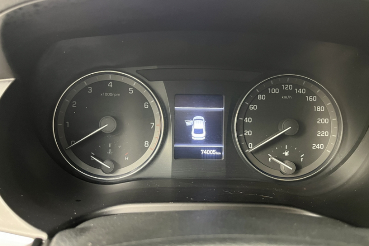 现代 名图 2017款 1.8L 自动智能型GLS 国V中控内饰15