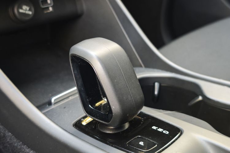 沃尔沃XC40 2022款 T4 四驱智行时尚版局部细节18