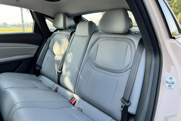 小鹏MONA M03 2024款 620 超长续航中控内饰7003