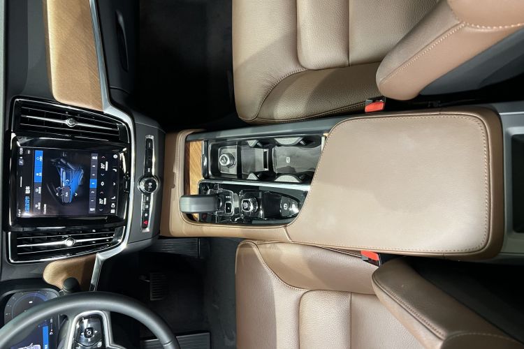 沃尔沃S90 2025款 B5 智逸豪华版中控内饰7001