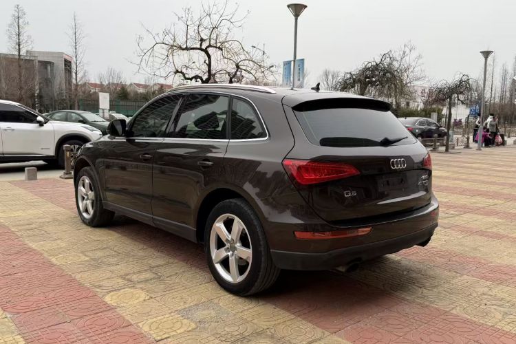 奥迪Q5 2013款 40 TFSI 舒适型车身外观6004