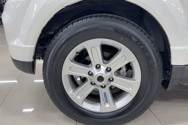 哈弗H5经典 2018款 经典版 2.0T 柴油 手动四驱尊贵型车身外观6012