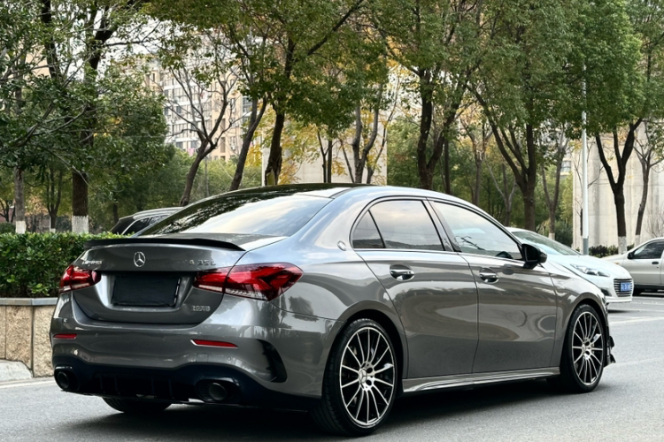 奔驰A级AMG 2019款 AMG A 35 L 4MATIC车身外观6005