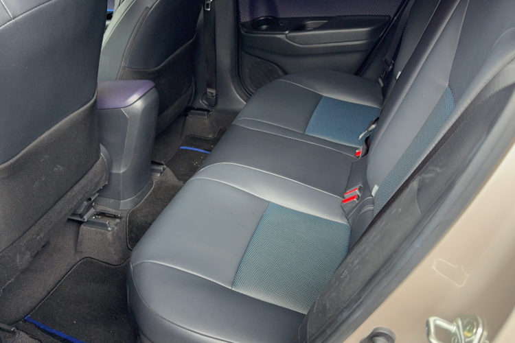 丰田C-HR 2020款 2.0L 领先版中控内饰7003