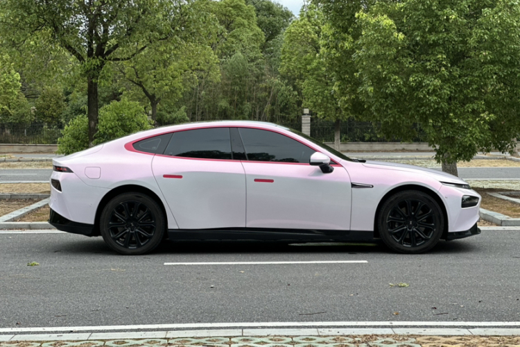 小鹏P7 2022款 625E车身外观6003