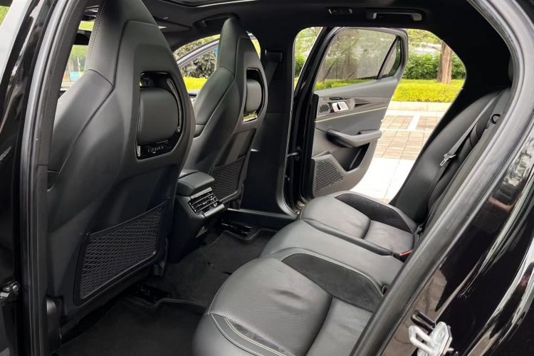 领克03 2023款 2.0TD DCT劲Pro中控内饰7003