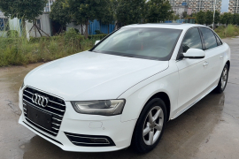 奥迪A4L 2015款 35 TFSI 自动标准型