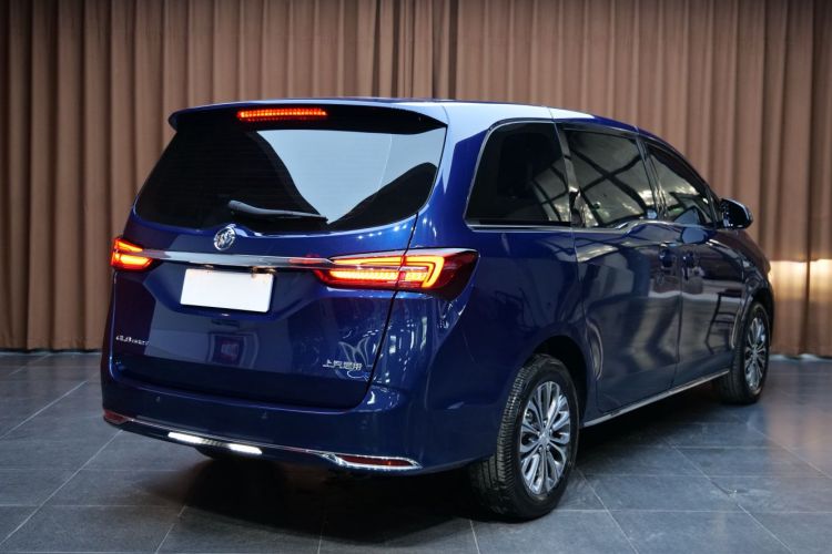 别克GL8 2023款 陆上公务舱 智享型车身外观6004