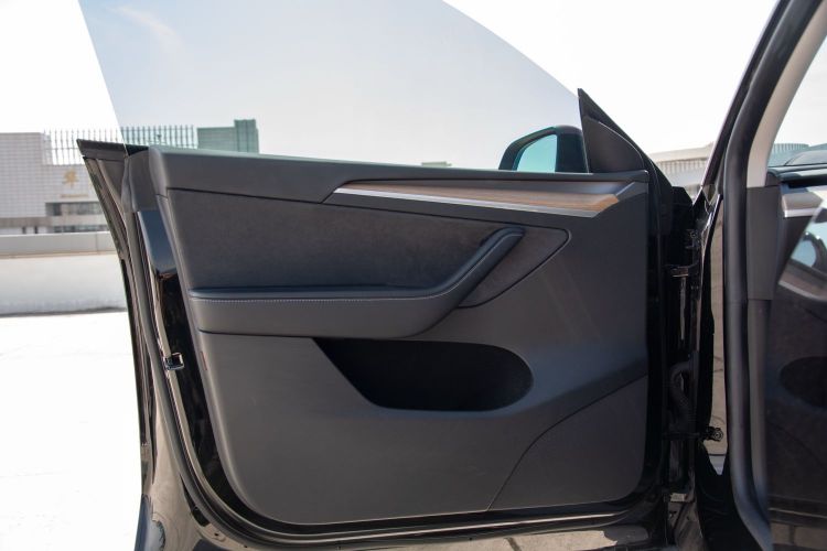 特斯拉 Model Y 2022款 后轮驱动版中控内饰7009