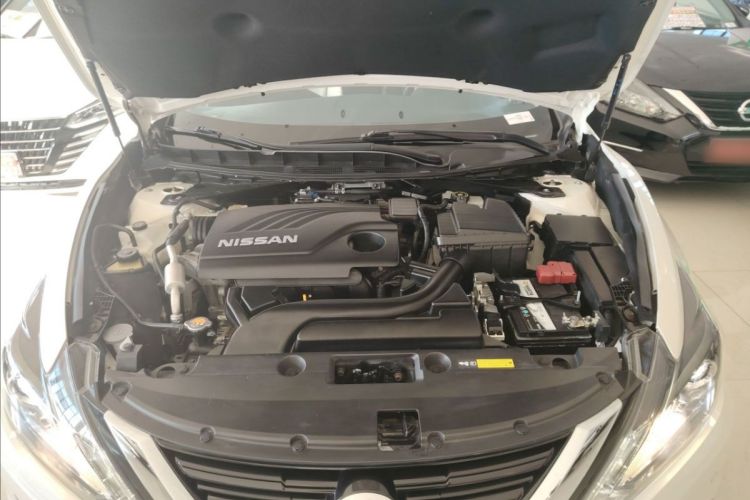 日产 天籁 2018款 2.0L XL 智进版中控内饰7009