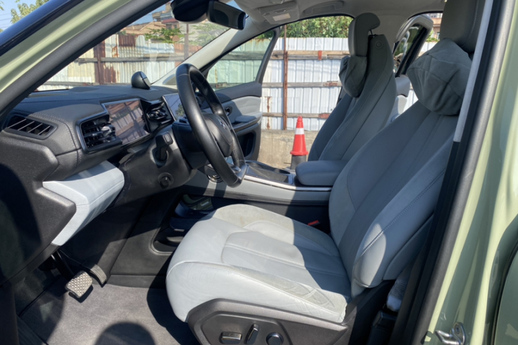 蔚来ES6 2019款 430KM 性能版中控内饰7005