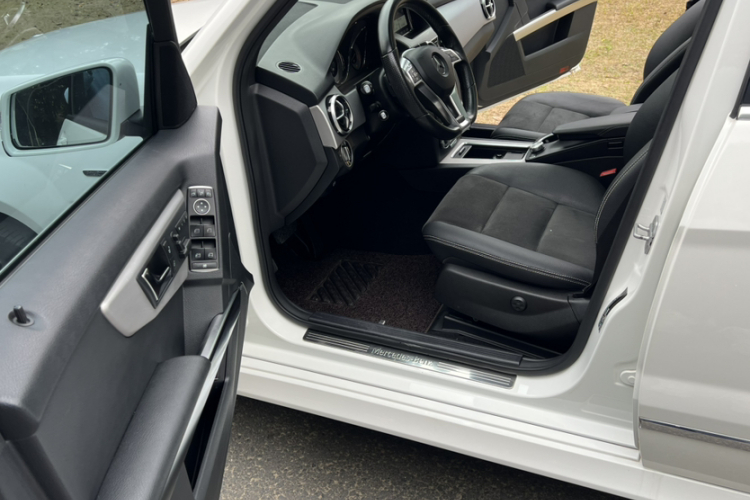 奔驰GLK级 2015款 GLK 260 4MATIC 时尚型 极致版中控内饰7008