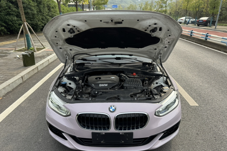 宝马1系 2018款 118i 运动型局部细节24