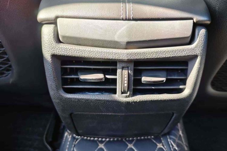 凯迪拉克ATS-L 2017款 28T 技术型中控内饰7009