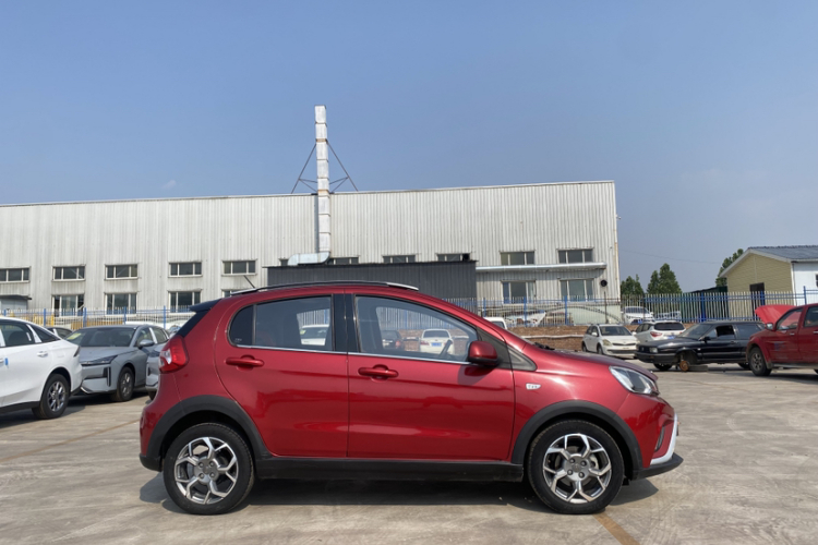 吉利汽车 远景X1 2017款 1.3L 自动玩家版车身外观6002