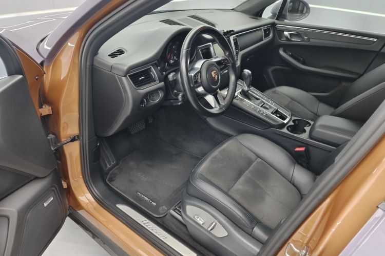 保时捷 2014款 Macan 2.0T中控内饰7001