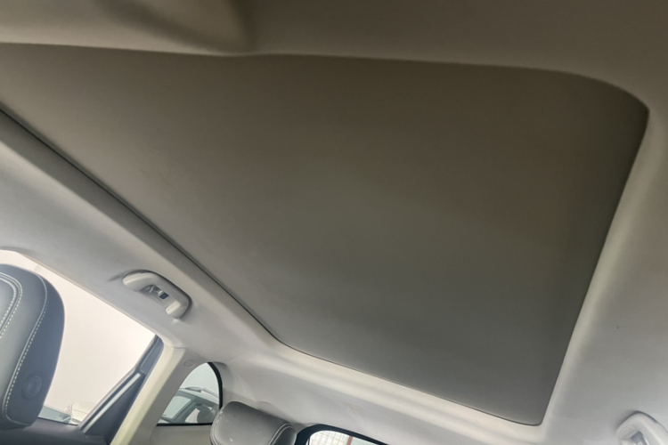 哈弗H6 2022款 第三代 1.5T 自动两驱Pro中控内饰7011