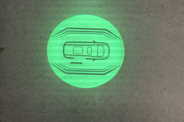 比亚迪 夏 2025款 DM-i 1.5T 180km 超越型局部细节9012