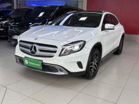 奔驰GLA 2015款 GLA 220 4MATIC 时尚型